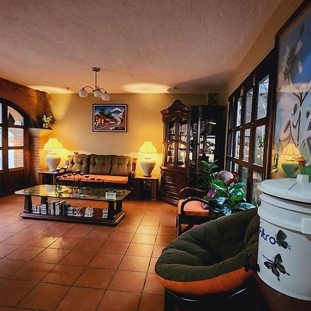 Magnolias Hotel Antigua Eksteriør billede